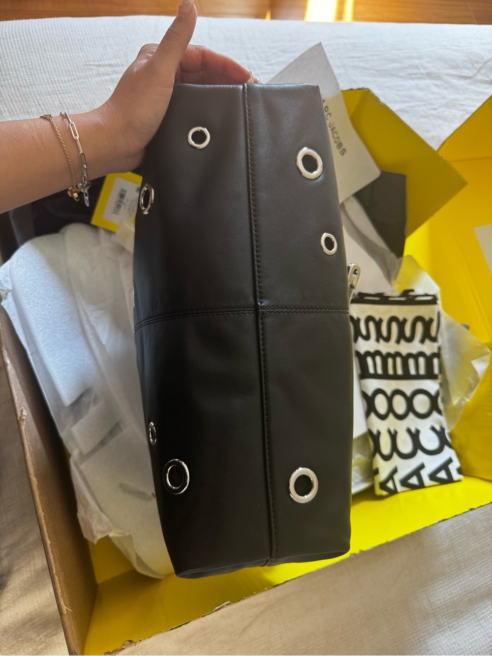 Marc Jacobs Grommet Charm Cristina Leather Tote Bag - Picture 9 of 10